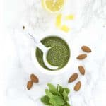 Fresh, good and healthy homemade mint pesto ready in 5 minutes.