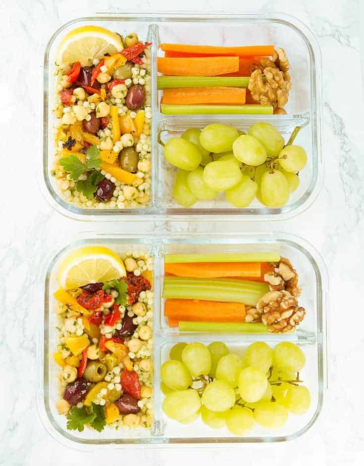 This colorful and vegan Israeli couscous salad with chickpeas is packed with deliciousness, protein and amazing fresh flavors. Plus, it's ready in 15 minutes and makes an irresistible and nutritious meal prep lunch!