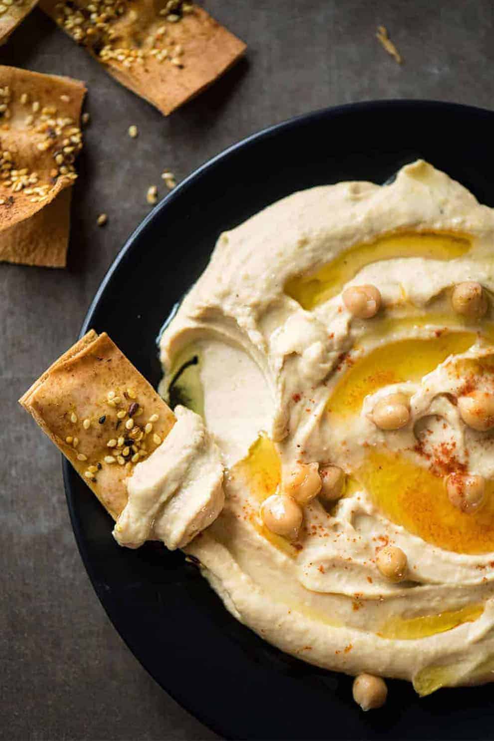 HUMMUS by Recipe Tin Eats: these delicious, easy and vegan appetizers are perfect to please a crowd!