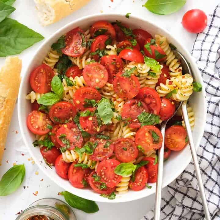 Tomato Pasta Salad - The clever meal